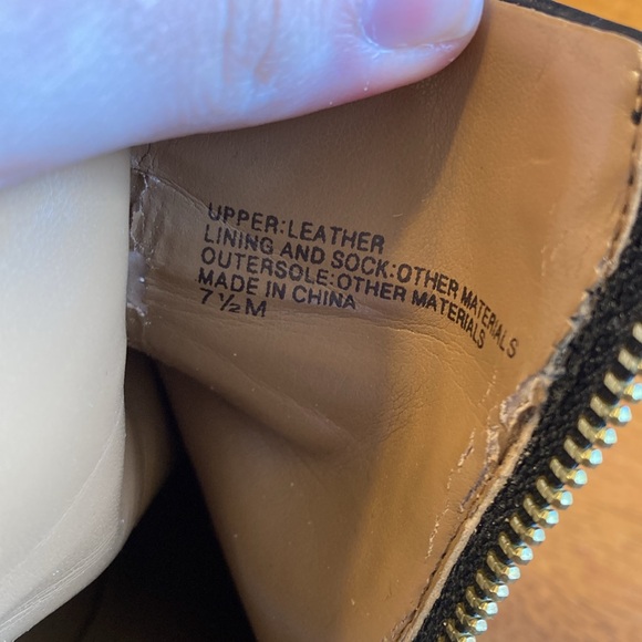 Banana Republic Womens Size 7.5 Black Leather Heeled Booties Gold Side Zipper - Picture 13 of 15